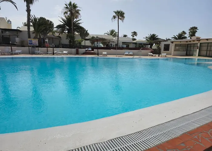 Bungalow La Palmera - 2 Bedroom - Playa Roca Residence Sea Front Access - Pool View - Free Ac - Wifi