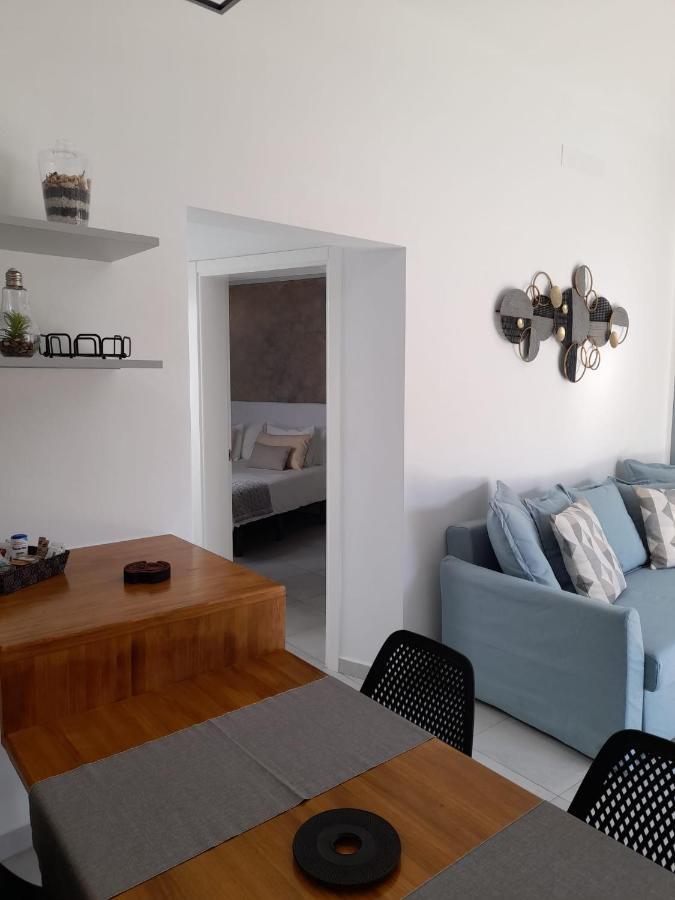 Apartment La Palmera: Beachfront With Pool View Costa Teguise