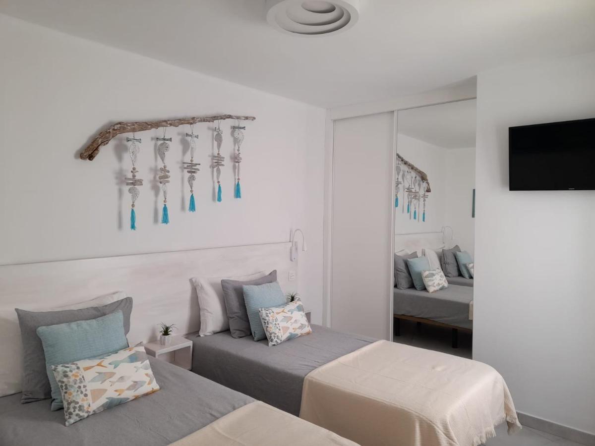 La Palmera: Beachfront With Pool View * Costa Teguise
